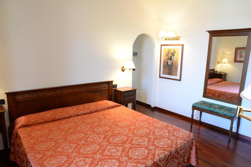 Villa Chiara Hotel Canelli Pokój zdjęcie