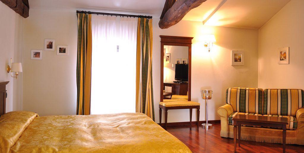 Villa Chiara Hotel Canelli Zewnętrze zdjęcie