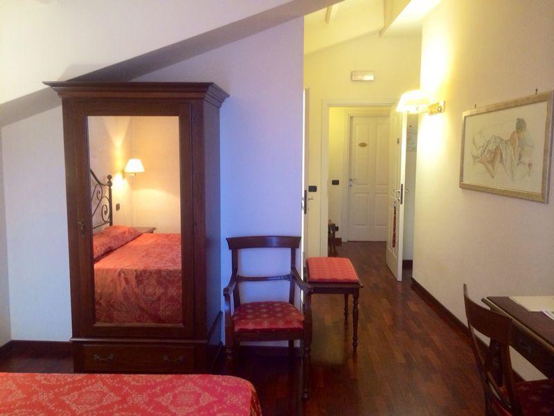 Villa Chiara Hotel Canelli Zewnętrze zdjęcie